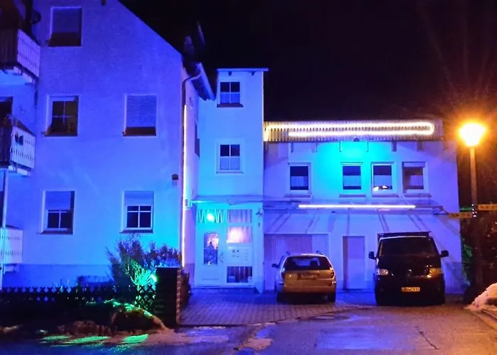Mit 4 Schlafzimmer Fuer 2 Bis 9 Gaeste----apartment With 4 Bedrooms For 2 To 9 Guests